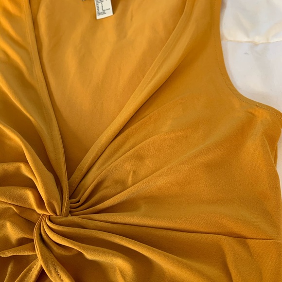 Razorback Bodysuit - Picture 8 of 8